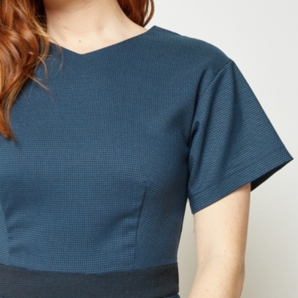 Blue corporate dress - Picture 4 of 4